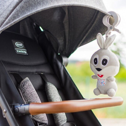 Підвісна іграшка на ліжечко 4Baby "Кролик" з пищалкою 0м+ сірий (RABBIT R02) — 22774
