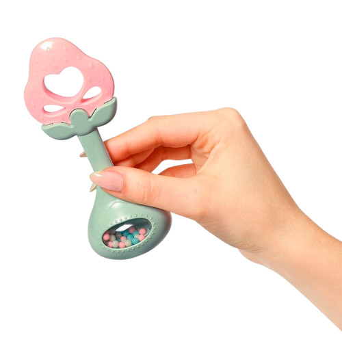 Прорізувач для зубів розвиваючий з брязкальцем BabyOno Strawberry, 3м+ (499/03) — 22499