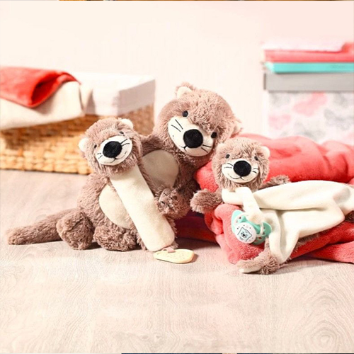 М'яка іграшка з брязкальцем BabyOno Видра 30 см (737) — 22469