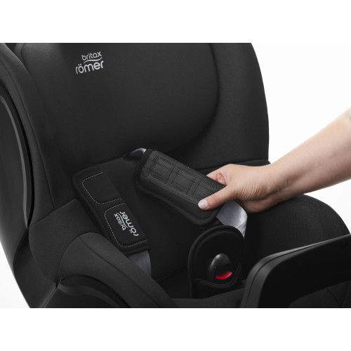 Автокрісло BRITAX-ROMER Dualfix Plus Carbon Black (2000042141) — 24132 Автокрісло BRITAX-ROMER Dualfix Plus Carbon Black (2000042141) — 24132