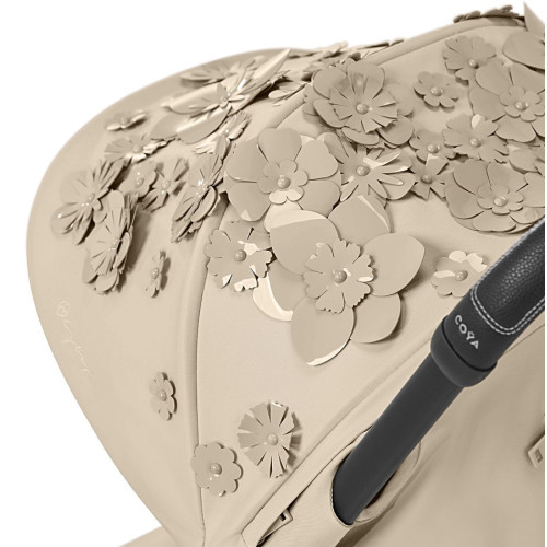 Прогулочная коляска Cybex Coya Simply Flowers Beige шасси Matt Black — 21328 Прогулочная коляска Cybex Coya Simply Flowers Beige шасси Matt Black — 21328