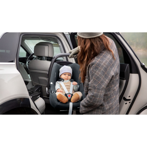 Автокрісло MAXI-COSI CabrioFix i-Size Essential Graphite — 16331 Автокрісло MAXI-COSI CabrioFix i-Size Essential Graphite — 16331