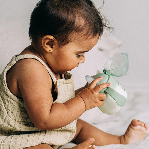 Поїльник-непроливайка Tommee Tippee soft spout 150 мл, 4м+, зелений (478719) — 22402